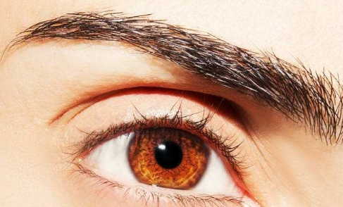 做完乳房假體植入手術(shù)后，應(yīng)如何正確進行護理指導(dǎo)？