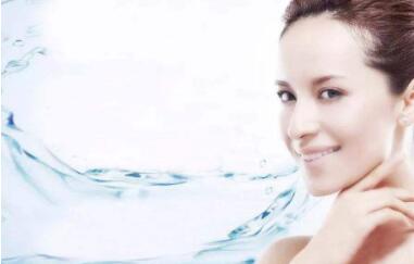 韓苗整容后是如何得來韓國風(fēng)扇姐這一稱號的嗎？