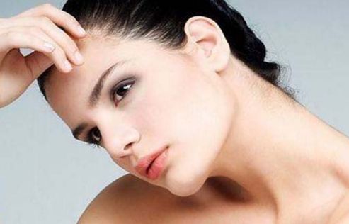 上海軟骨隆鼻，哪家醫(yī)院好？如何選擇適合自己的上海軟骨隆鼻醫(yī)院？