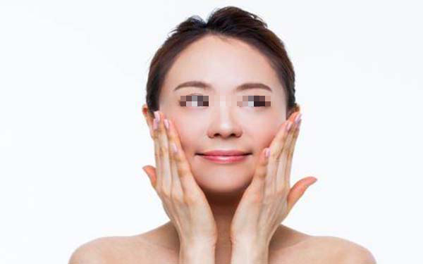 重慶口周皺紋去除術(shù)選擇，有哪些醫(yī)院值得信賴？重慶口周紋祛除術(shù)實力機構(gòu)推薦！