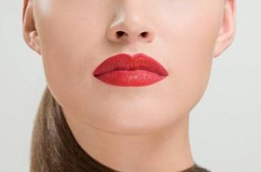 李哈妮整容傳聞揭秘：真相、背后的故事與觀點(diǎn)