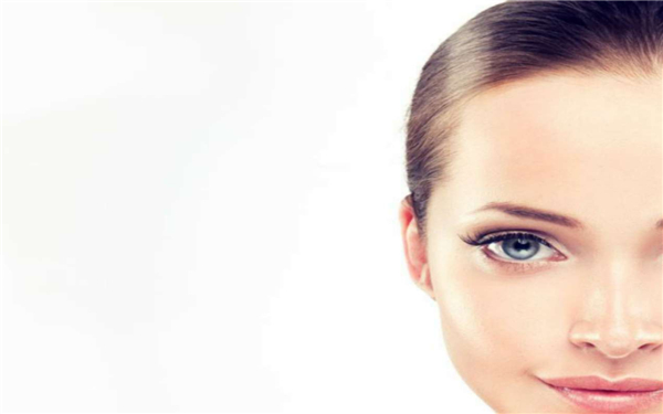 激光洗眼線：危險(xiǎn)與操作原理究竟如何？