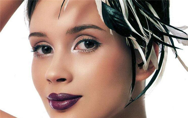 上海種植牙手術(shù)后如何恢復(fù)？費(fèi)用是多少？