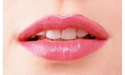 李成敏近期的容貌變化引發(fā)疑問，她真的整容了嗎？