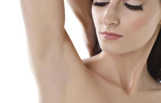 廣州做豐胸手術(shù)醫(yī)院排名及費(fèi)用對比，哪家醫(yī)院性價比更高？