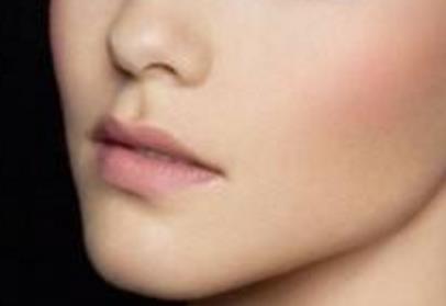 面部輪廓整形手術(shù)后有哪些不良反應(yīng)？怎樣進(jìn)行術(shù)后護(hù)理？