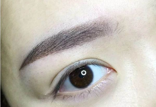 深圳隆鼻技術(shù)王牌，TOP6專(zhuān)家口碑震撼！