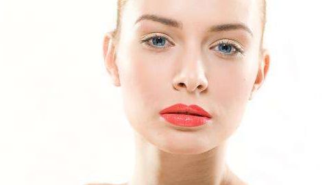 杭州大麥毛發(fā)重生中心解析：專業(yè)植發(fā)醫(yī)院調整發(fā)際線大作戰(zhàn)