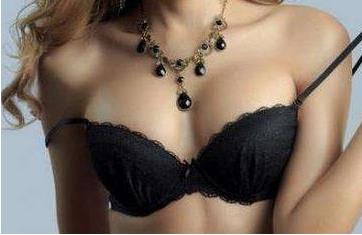 韓式三點(diǎn)法雙眼皮手術(shù)是否存在風(fēng)險(xiǎn)？如何確保手術(shù)安全？