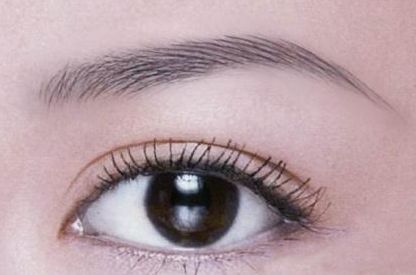 林云似乎在最近進(jìn)行了整容 - 這是真的嗎？