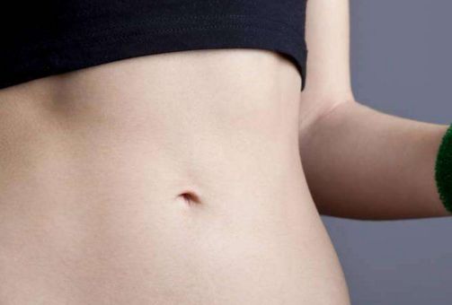 池珍熙整容了嗎？深度剖析整容手術(shù)后的變化及影響