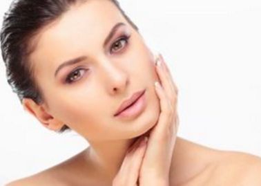 王麗坤整容？真相揭秘  專業(yè)分析及最新照片對比