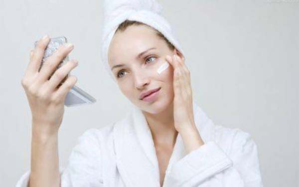 熱瑪吉緊膚要多少錢(qián)？?jī)?yōu)點(diǎn)是什么？會(huì)有什么并發(fā)癥？篇幅過(guò)短，具體內(nèi)容有待完善。