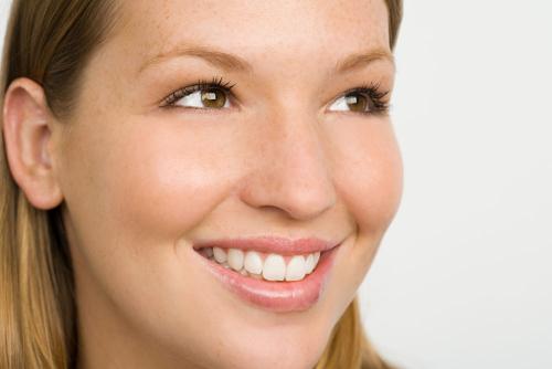 荊州第一人民醫(yī)院整形科張俊、官利民的科室實(shí)力如何？整形價(jià)格清單是否已更新至2023年？