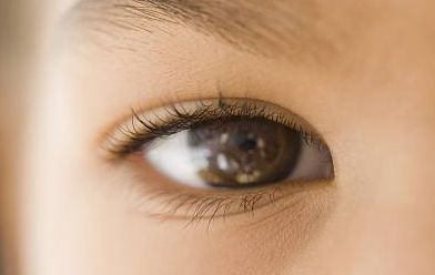 鄭州哪家醫(yī)院有好的隆鼻醫(yī)生？坐診地廣診費(fèi)合理，立即了解！