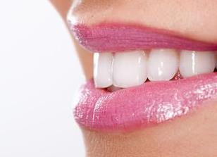 哪些醫(yī)生在南昌二附醫(yī)院整形科提供專業(yè)醫(yī)美服務？