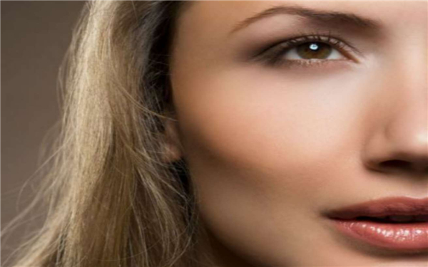 玻尿酸注射果真的好用嗎？價格到底是多少一針？