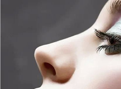 趙韓櫻子整容傳聞揭秘：真相大揭秘！