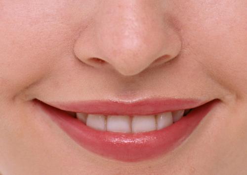 上海瑞藍(lán)整形美容醫(yī)院：十大正規(guī)玻尿酸豐臉頰推薦評(píng)析