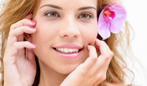 成都微整醫(yī)院優(yōu)質(zhì)選擇！晶膚照亮美麗，米蘭柏羽、美萊醫(yī)院精銳推薦！