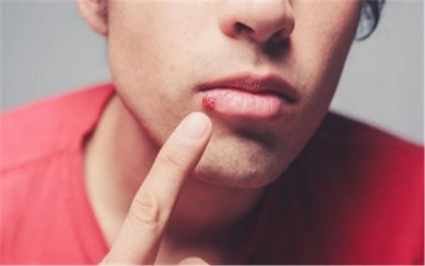 北京純粹醫(yī)療美容診所：資質如何？醫(yī)生團隊強大嗎？醫(yī)院口碑怎么樣？一鍵獲?。∈欠裰档眯刨?？