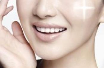 上海哪家醫(yī)院做硅膠假體豐太陽穴好評(píng)如潮！2023年排名前十超受歡迎！