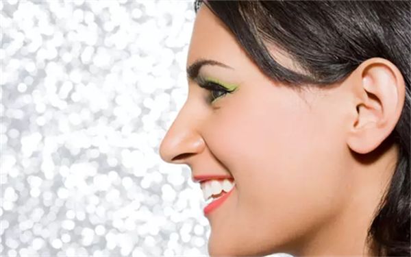 廣州眼修復(fù)專家六位【專業(yè)醫(yī)師全聚集】