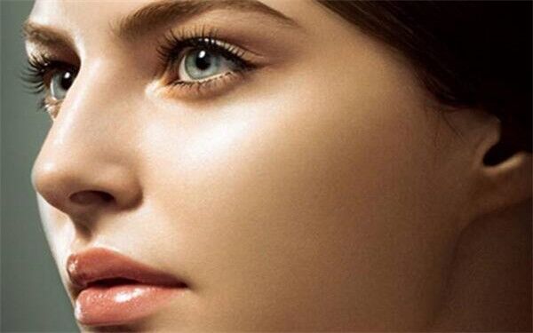 宋承憲的顏值真的有那么高嗎？有沒有整容前后的對(duì)比照片？