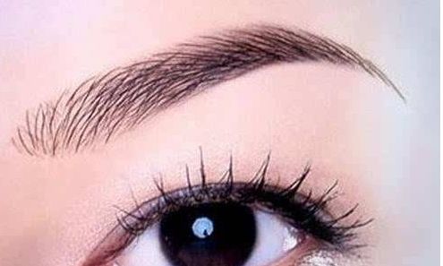 馬可的整容風(fēng)波引發(fā)網(wǎng)友熱議，他究竟經(jīng)歷了怎樣的變化？