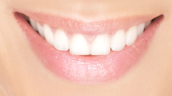 重慶西南醫(yī)院隆胸安全可靠嗎？專家解析效果如何？