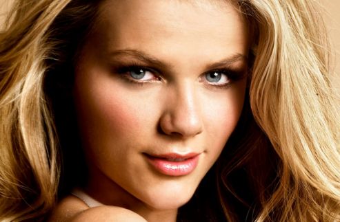 2023南京頗受歡迎的隆鼻醫(yī)生推薦名單發(fā)布！挖掘?qū)＜要毺厥中g(shù)風格，解析隱形潛力