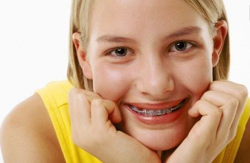 祛除黑眼圈和眼袋的有效方法及恢復(fù)時(shí)長揭秘，呵護(hù)美目皮膚從此法皇不為亞裔特。