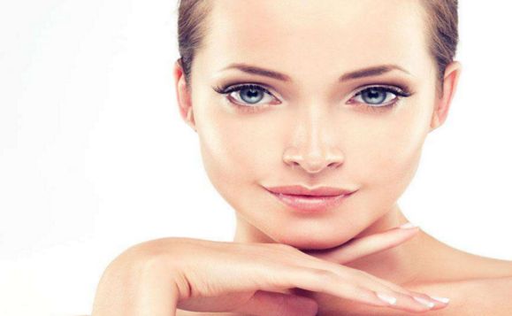 睡姿是否影響隆鼻效果？正確的呵護(hù)方法助您維持完美鼻型！