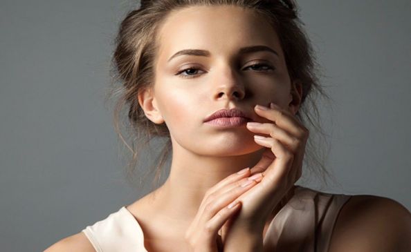 隆鼻 效果 對比圖！詳細介紹隆鼻注意事項，助您完美選擇整形手術(shù)