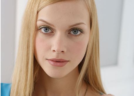 南京市哪家三甲醫(yī)院受到當地人推薦割雙眼皮效果較好？