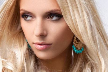 三亞哪家醫(yī)院做隆胸好？推薦三亞中心醫(yī)院梁顯南醫(yī)生