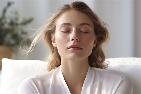 南京鼓樓醫(yī)院整鼻子手術費用及效果圖大揭秘！