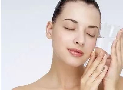 杭州程琳醫(yī)生如何進(jìn)行隆胸手術(shù)設(shè)計(jì)？