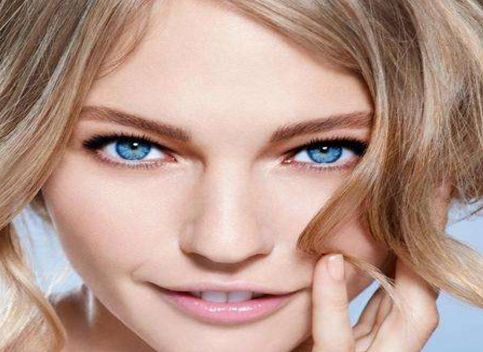 長沙專業(yè)隆胸醫(yī)師朱小平，技術(shù)高超讓你美麗自信