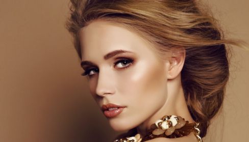 香甜妙桃琴面隆胸，幫你塑造完美身材！了解手術(shù)適合哪些人群