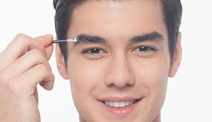 成都隆鼻名醫(yī)出爐！這10位實(shí)力專家備受推崇