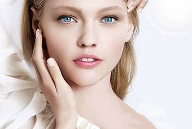 【2024揭秘】廈門哪家醫(yī)院治療口周紋效果好？