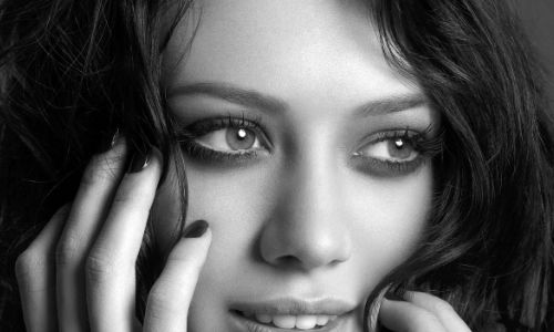 天津眉毛種植醫(yī)院領(lǐng)先植發(fā)行列，專家經(jīng)驗豐富居次，全新發(fā)現(xiàn)天津治療激動人心