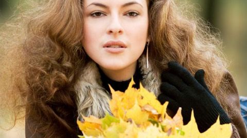 顴骨突出改善指南：內推與磨骨術對比