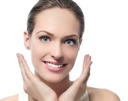 珠海胸部整形修復有專業(yè)醫(yī)生程勇在中大五院進行 資詢