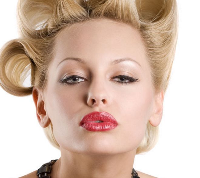 煙臺埋線隆鼻醫(yī)院排名前十，專家實力一覽！