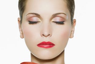 鄭州正規(guī)腫眼泡手術(shù)醫(yī)院推薦：實力口碑榜單