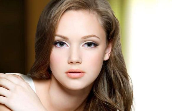 大連哪家醫(yī)院微創(chuàng)祛除眉間紋效果好？排行榜揭曉！