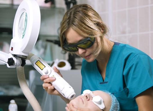 彩光嫩膚做一次什么效果？彩光嫩膚多久做一次比較好？