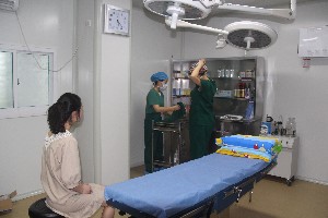 安慶現(xiàn)代婦產(chǎn)醫(yī)院整形美容中心_手術(shù)室